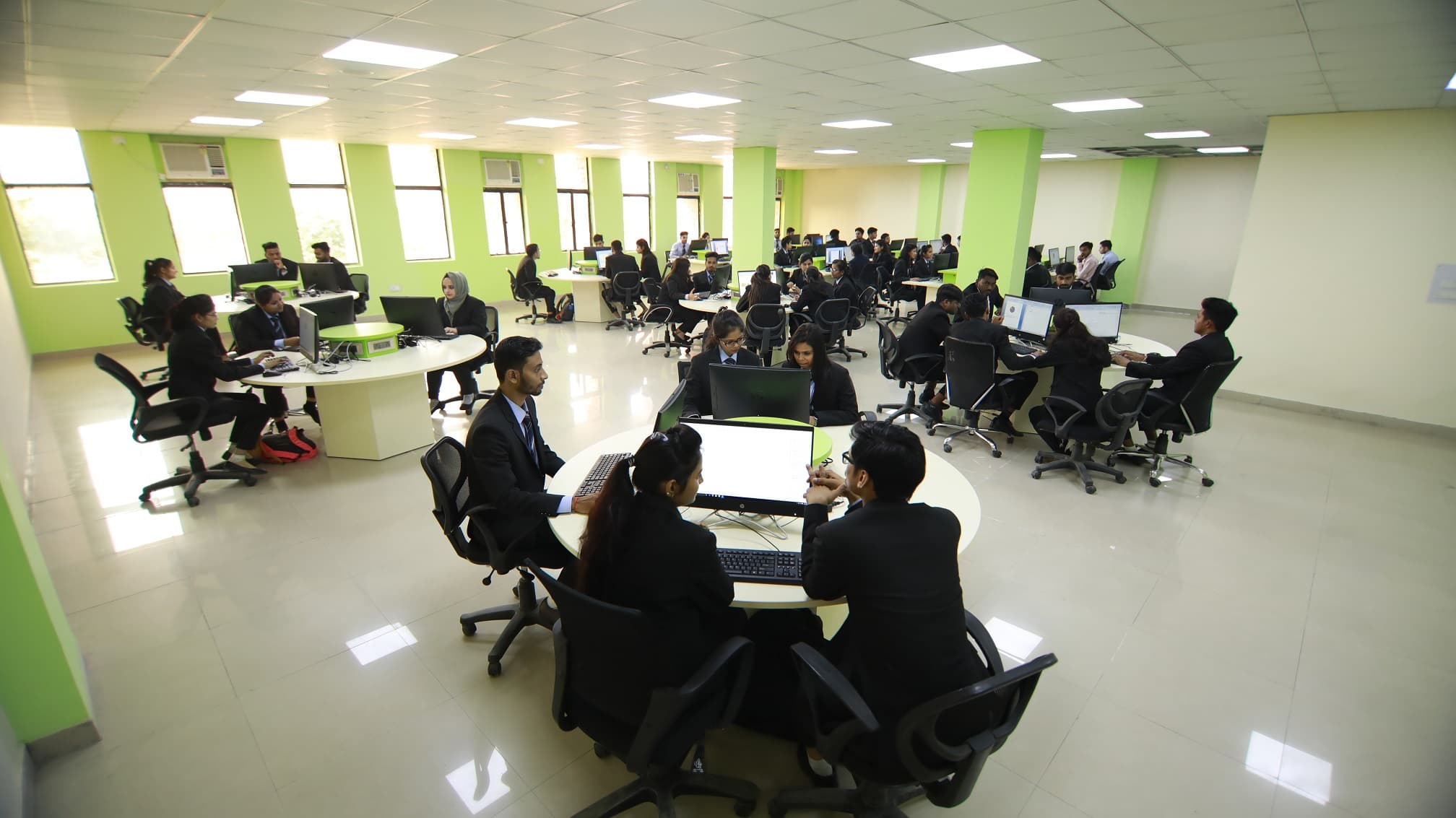 Lloyd Business School Greater Noida Computer Lab photo 1